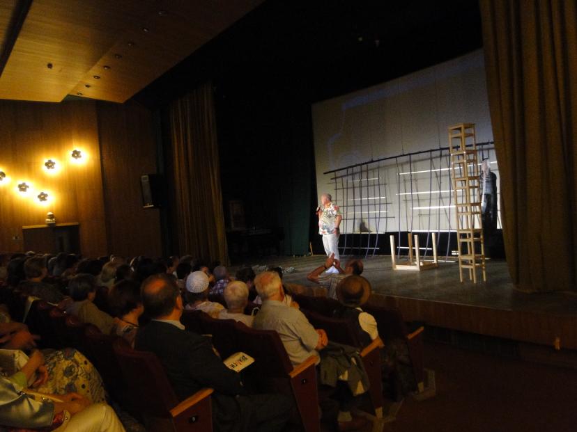 Московский «Театр Луны» на сцене РЦНК в Праге